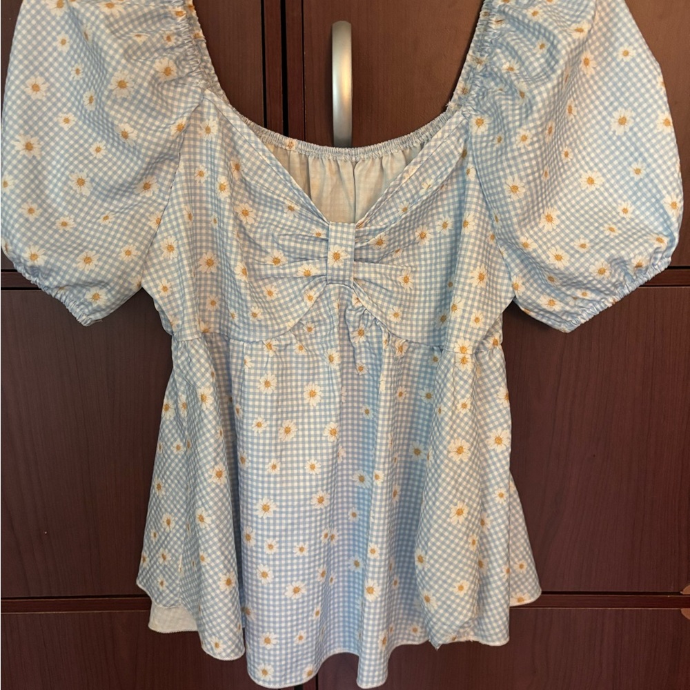SHEIN Blue and White Gingham Floral Blouse